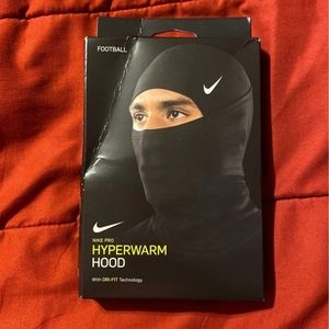 Nike Hyperwarm Hood